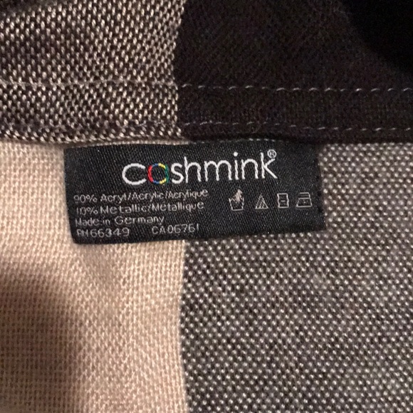 Infinity Scarf - Picture 2 of 5